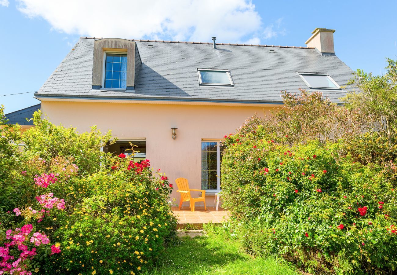 House in Plomeur - House for 6 in the heart of the Pays Bigouden