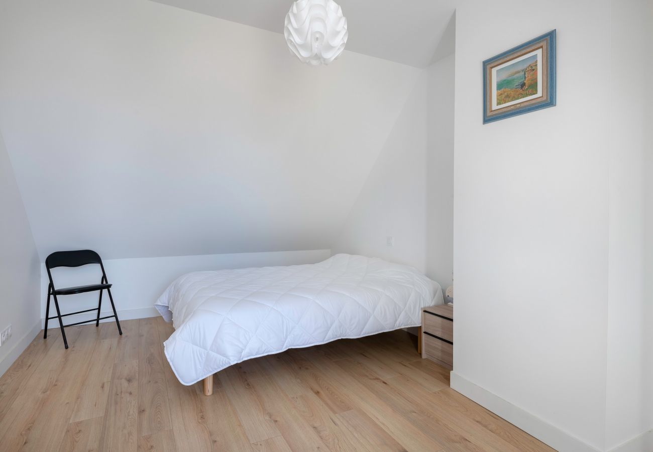House in Sarzeau - House for 6 with private access to the beach!