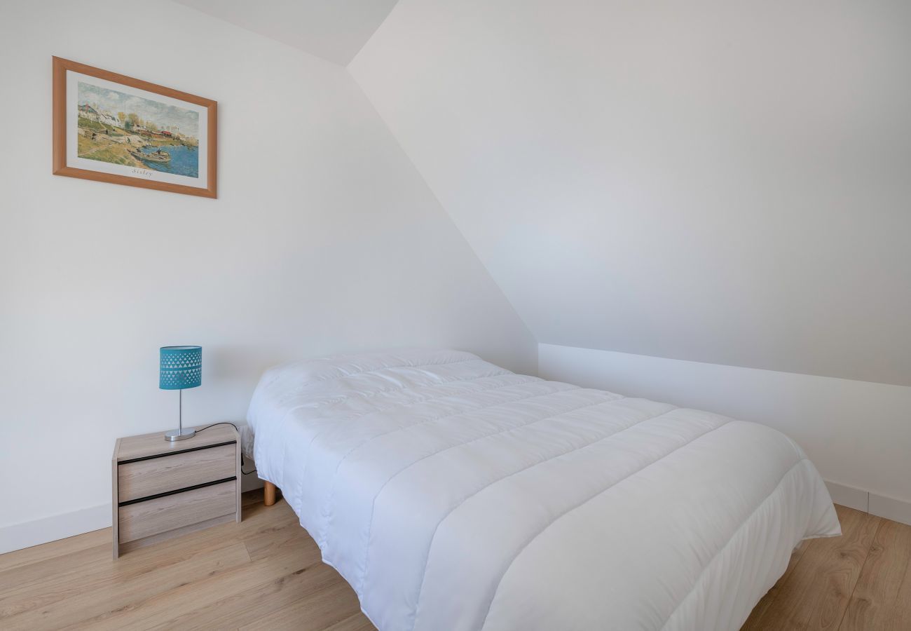 House in Sarzeau - House for 6 with private access to the beach!