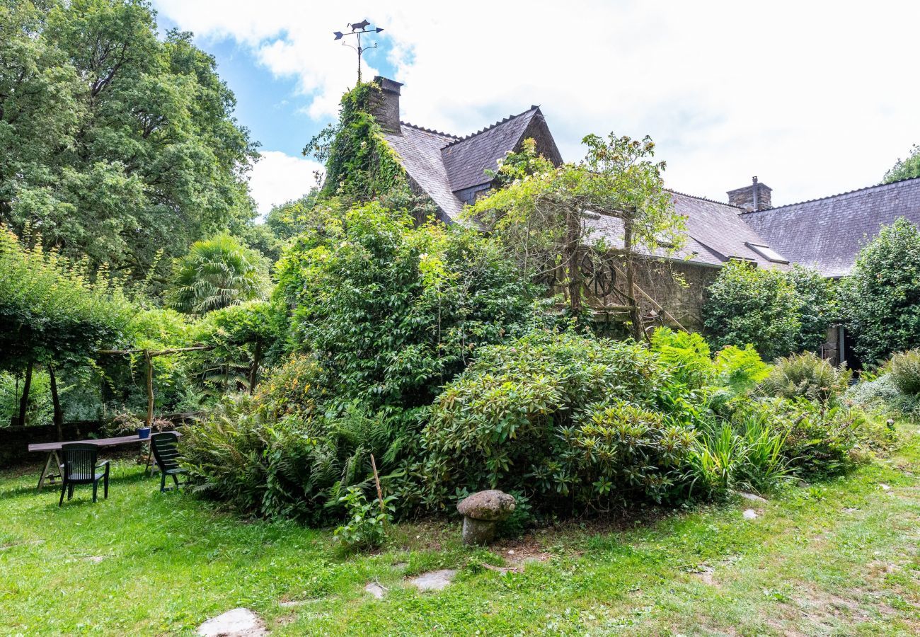 House in Rochefort-en-Terre - Nature - Private pond - Charm and rest
