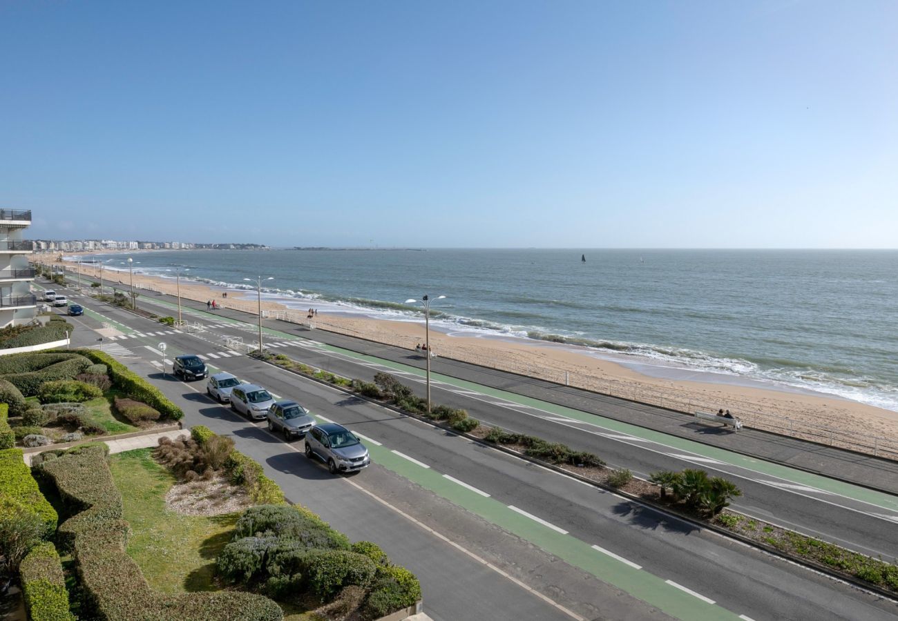 Apartment in La Baule-Escoublac - Ideal seafront location for 6