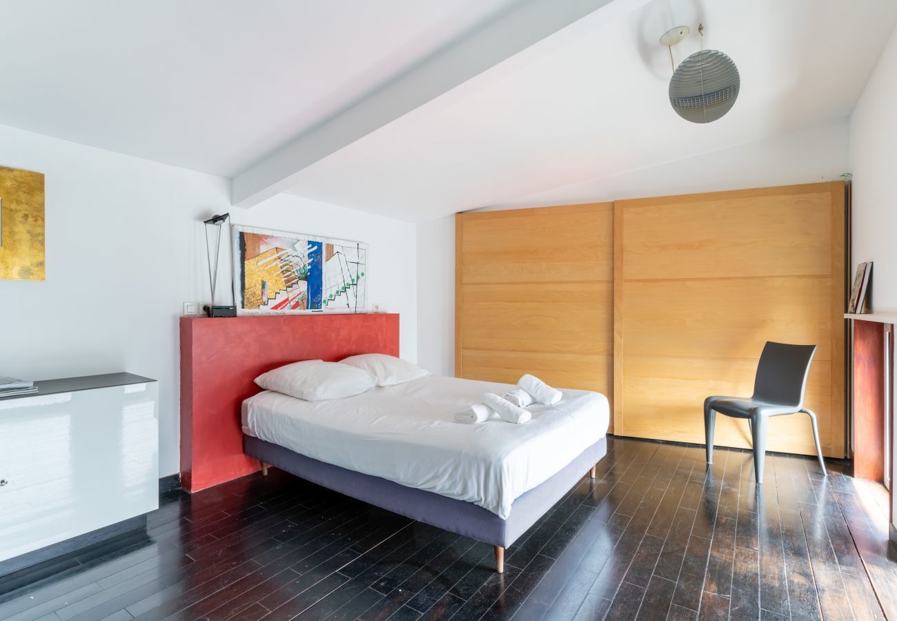 House in Nantes - Artist's loft in the heart of the Zola district (2 pers.)