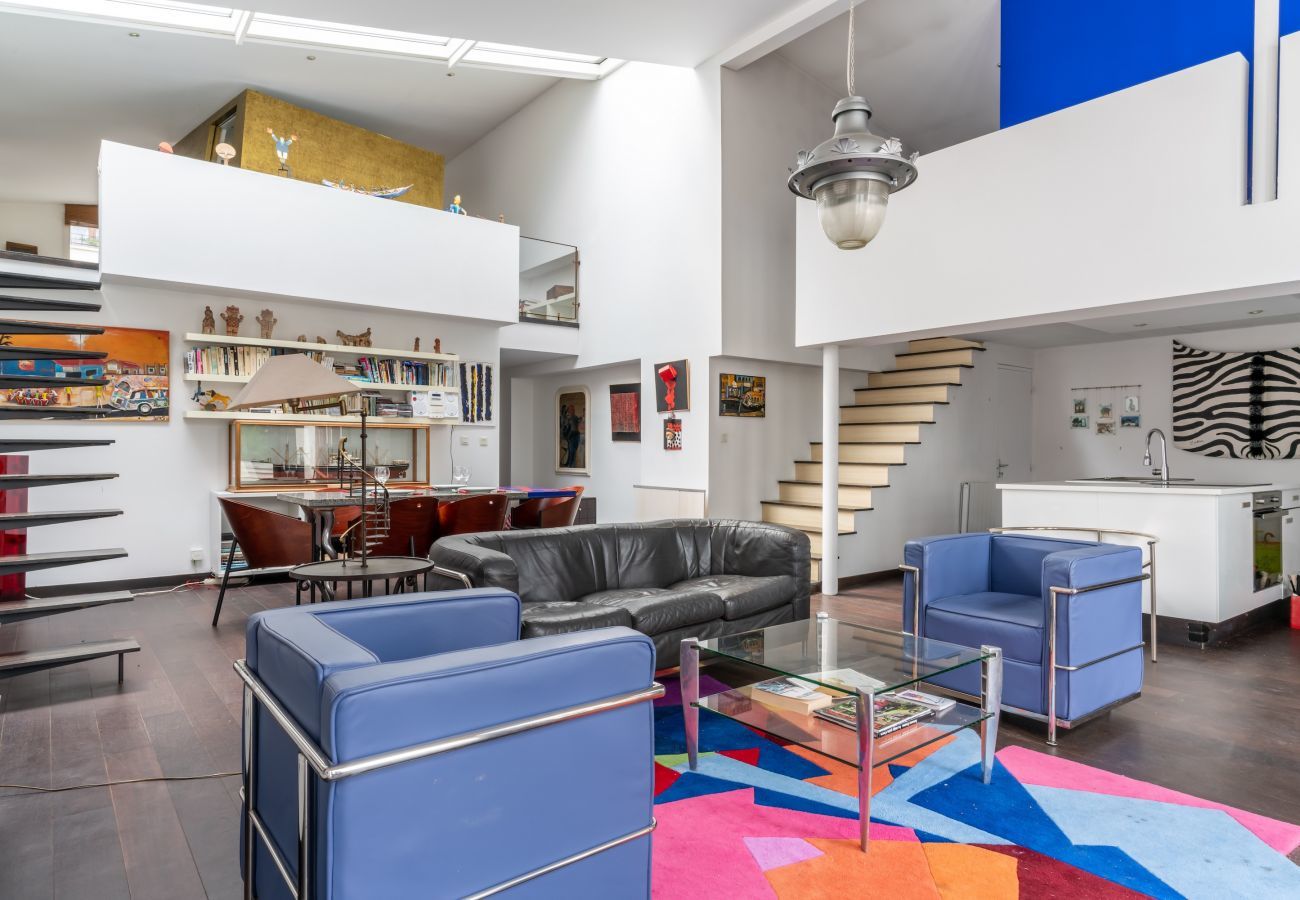 House in Nantes - Artist's loft in the heart of the Zola district (2 pers.)