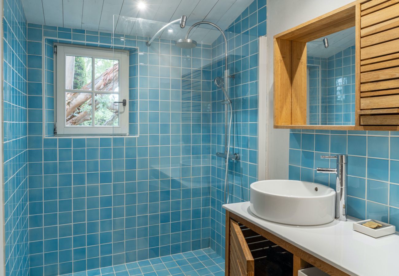 House in Notre-Dame-de-Monts - Family house for 15 - 1km from the beach - Garden