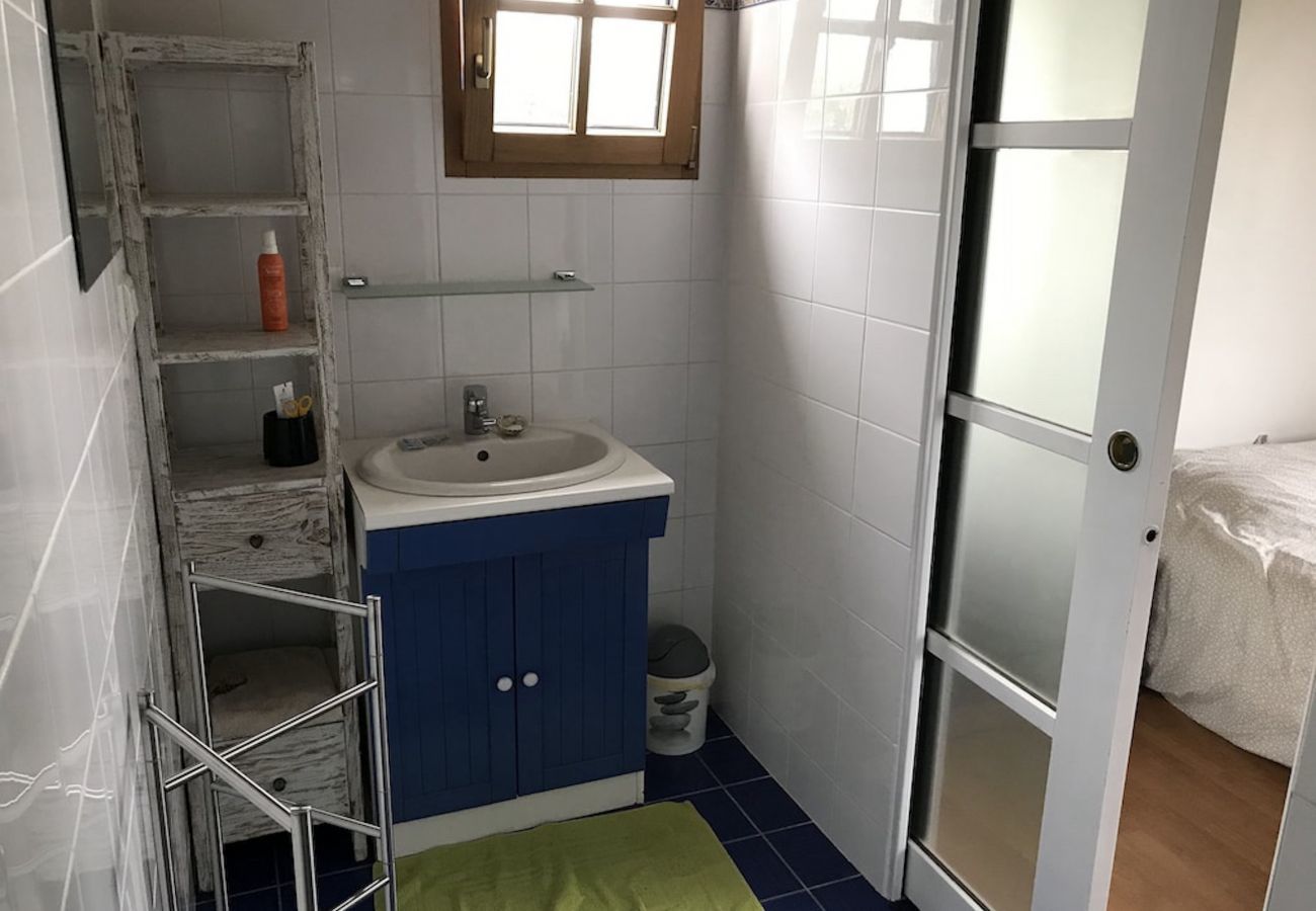 House in Tréguennec - Cottage- Sleeps 10 - Sea view