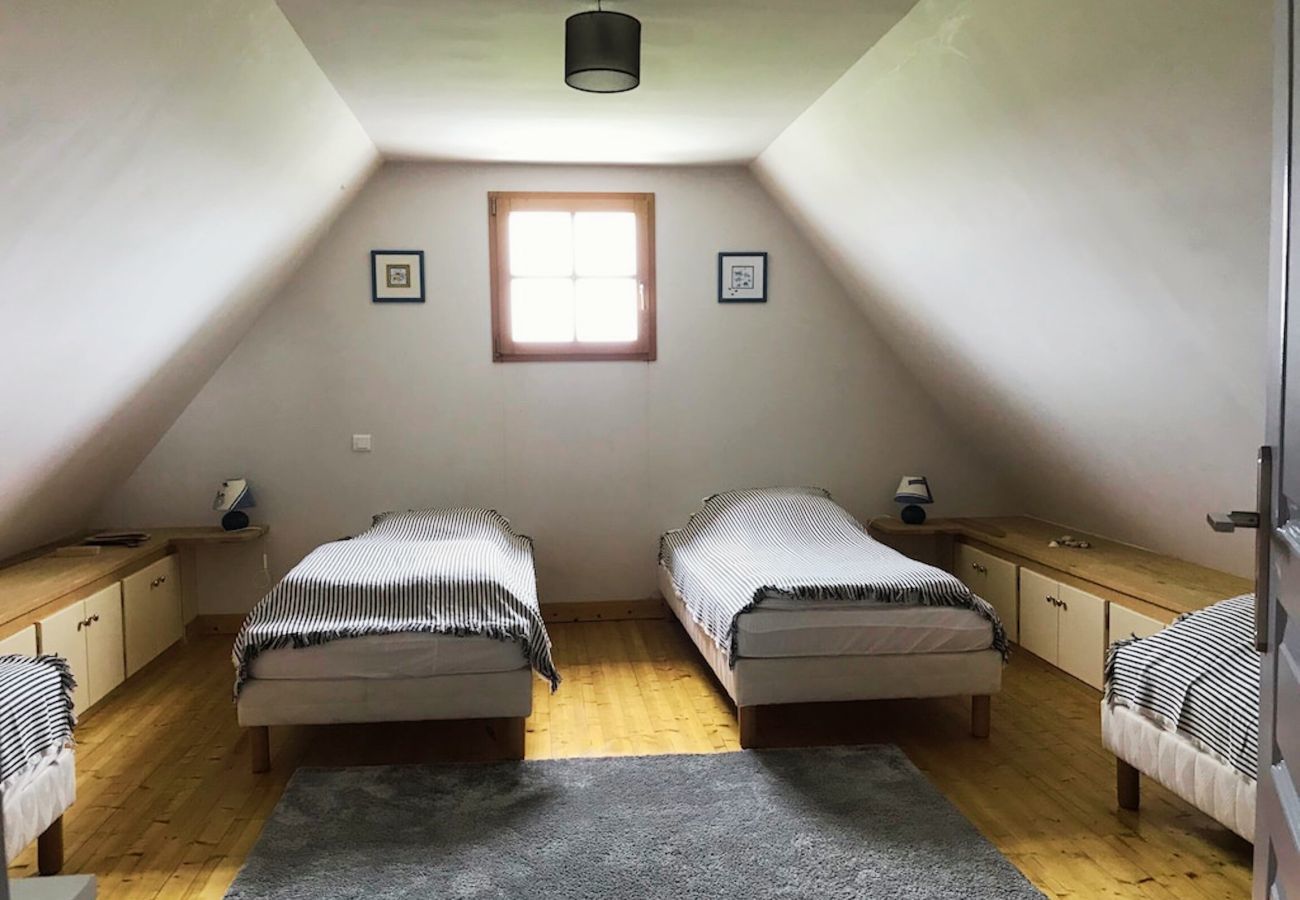 House in Tréguennec - Cottage- Sleeps 10 - Sea view