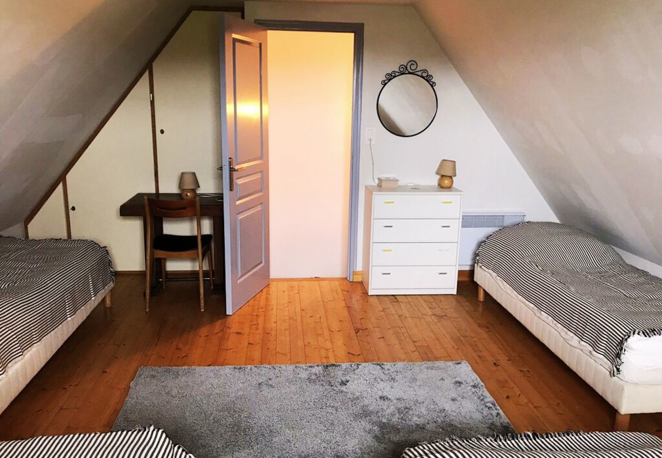 House in Tréguennec - Cottage- Sleeps 10 - Sea view