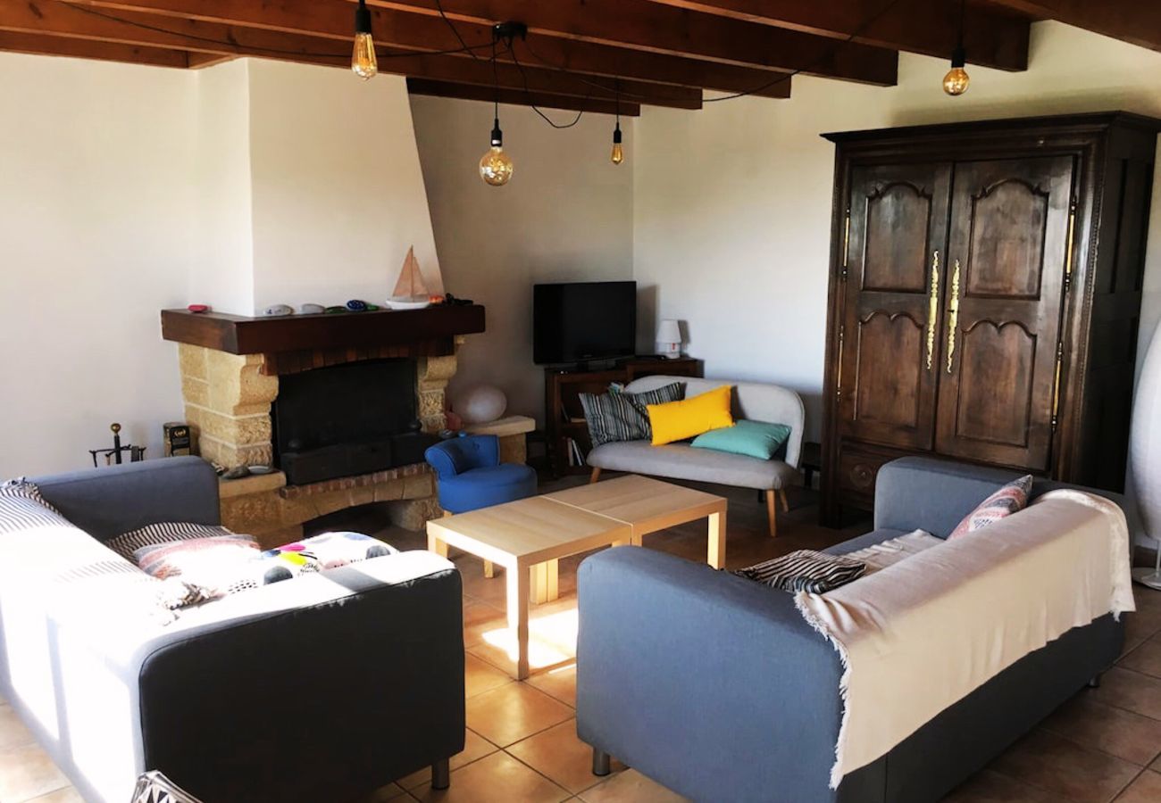 House in Tréguennec - Cottage- Sleeps 10 - Sea view