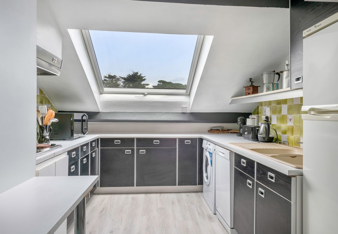 Apartment in Pornichet - Seafront, flat under roofs for 4