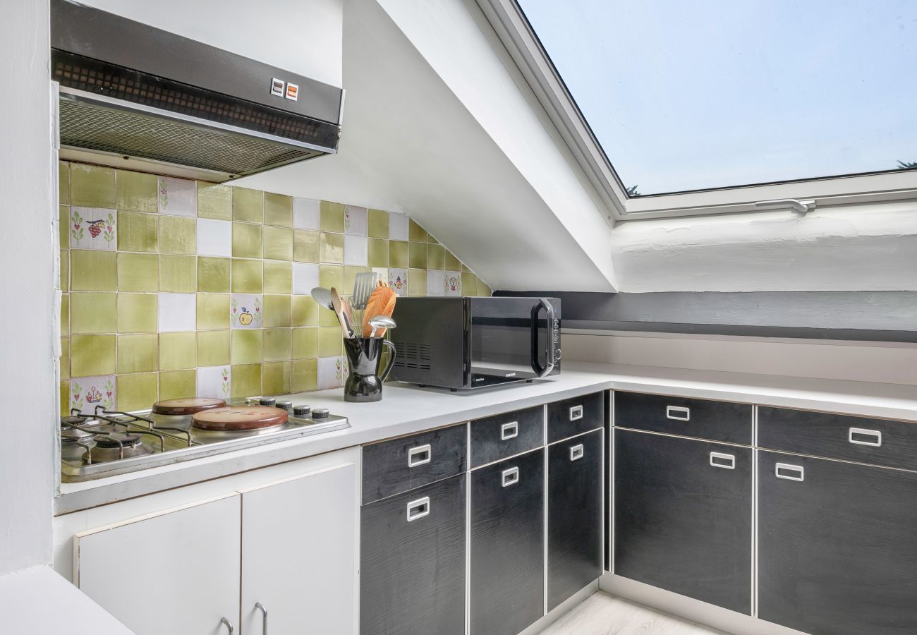 Apartment in Pornichet - Seafront, flat under roofs for 4