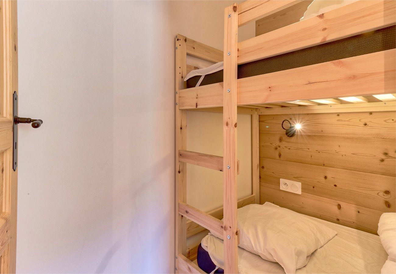 Apartment in Genos - Chalet atmosphere for 4 - 80m from the slopes