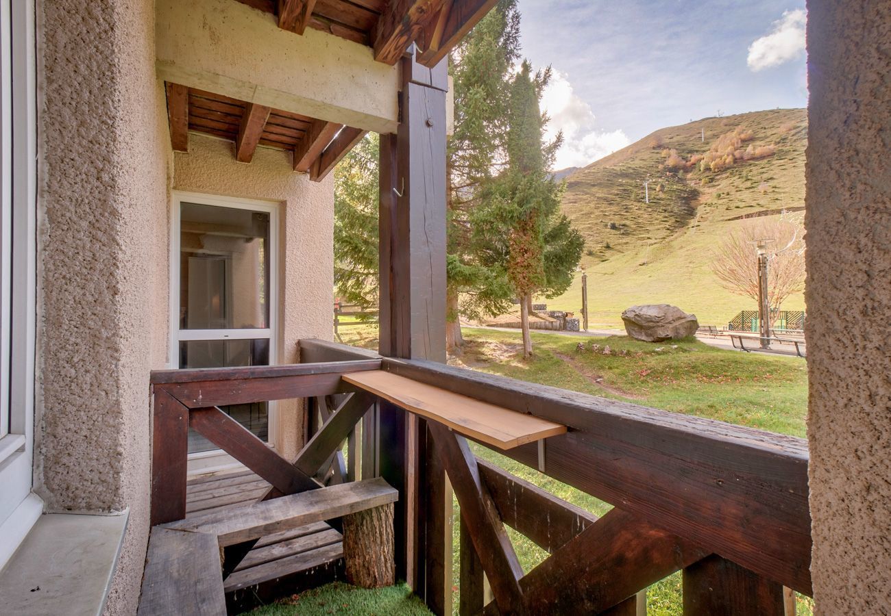 Apartment in Genos - Chalet atmosphere for 4 - 80m from the slopes