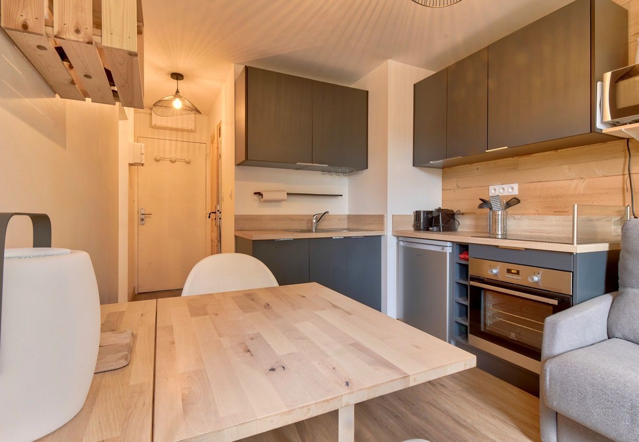 Apartment in Genos -  For 4 people - 80m from the slopes