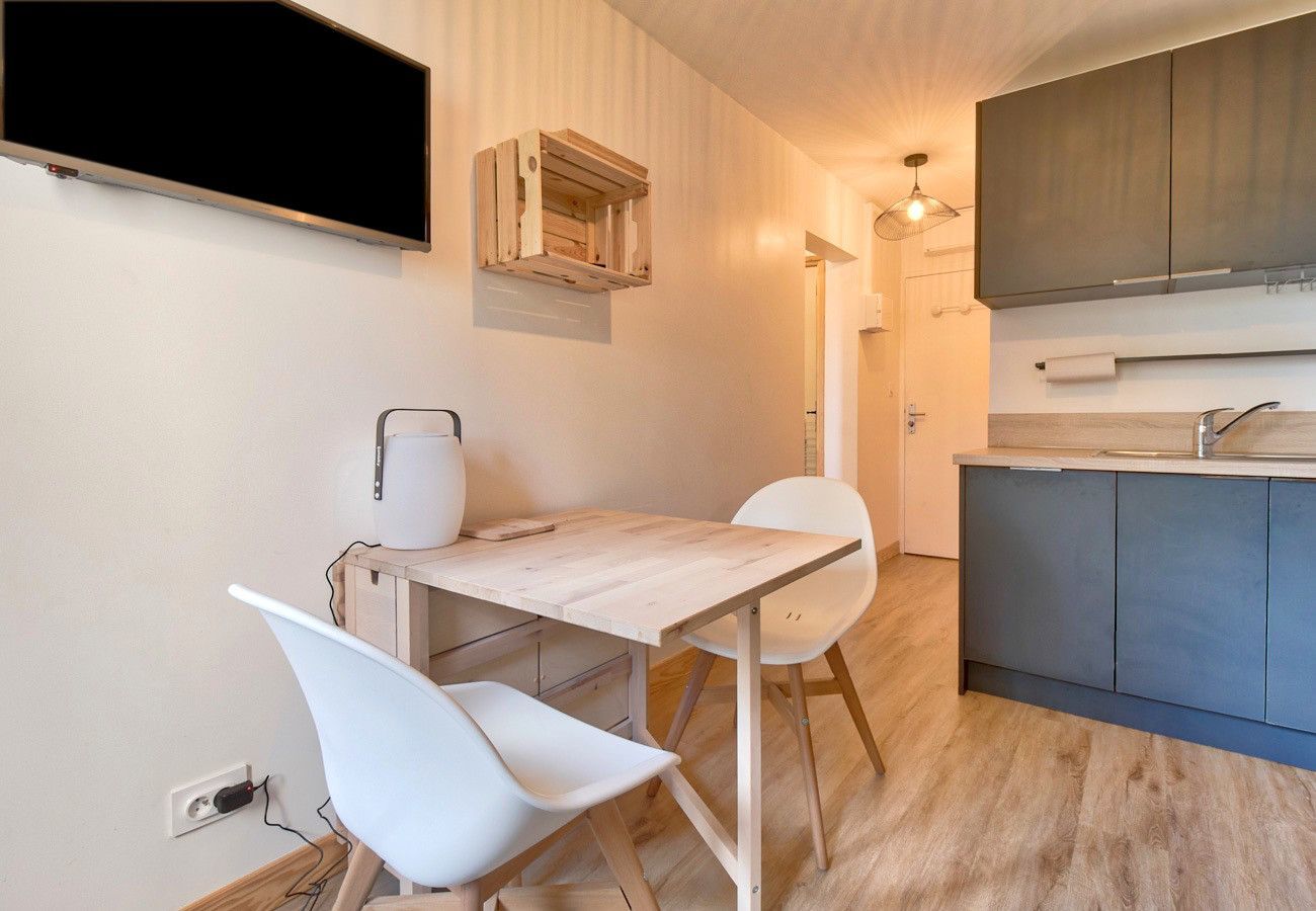 Apartment in Genos -  For 4 people - 80m from the slopes
