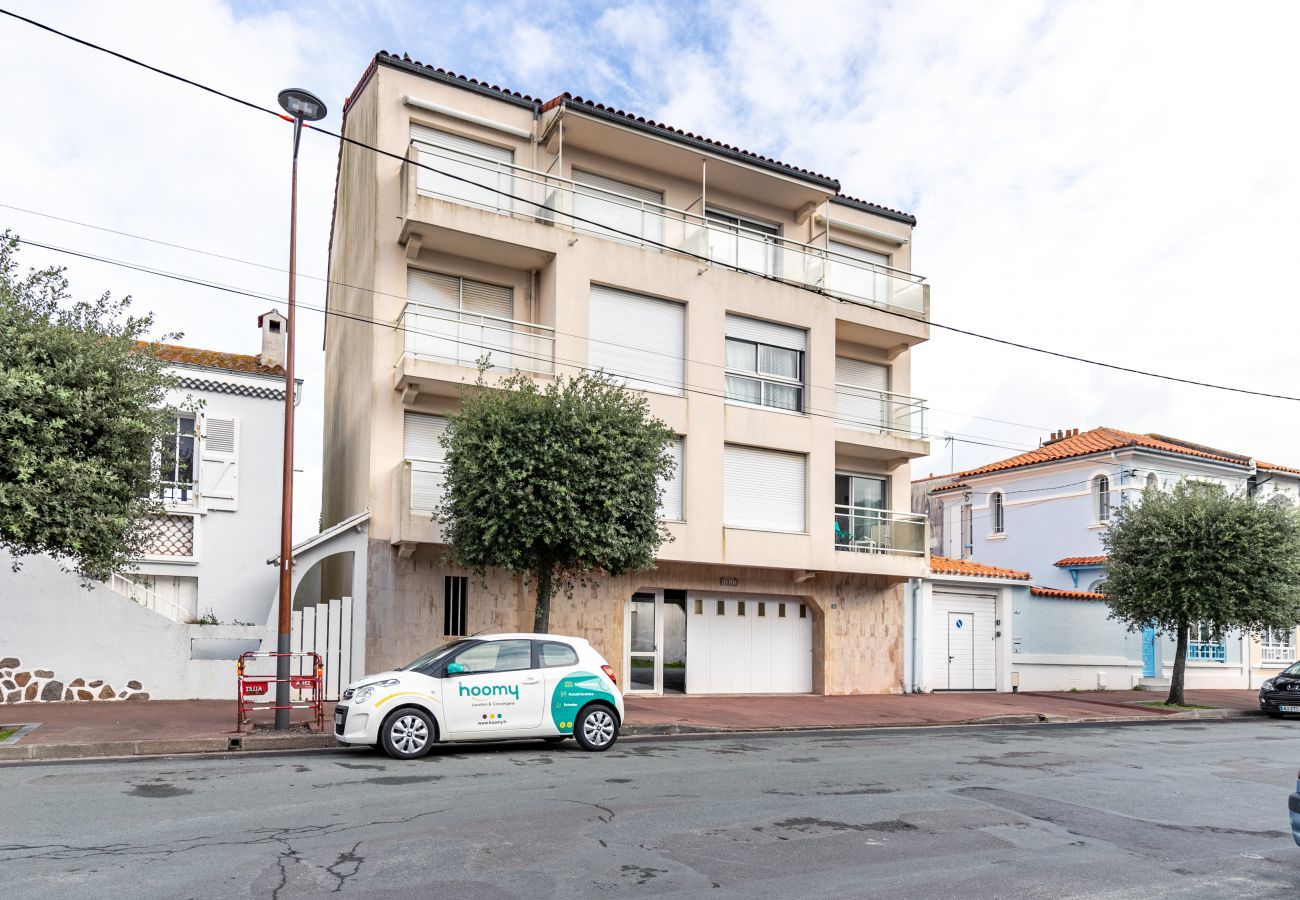 Apartment in Les Sables-d´Olonne - Charming flat at 500m from the sea