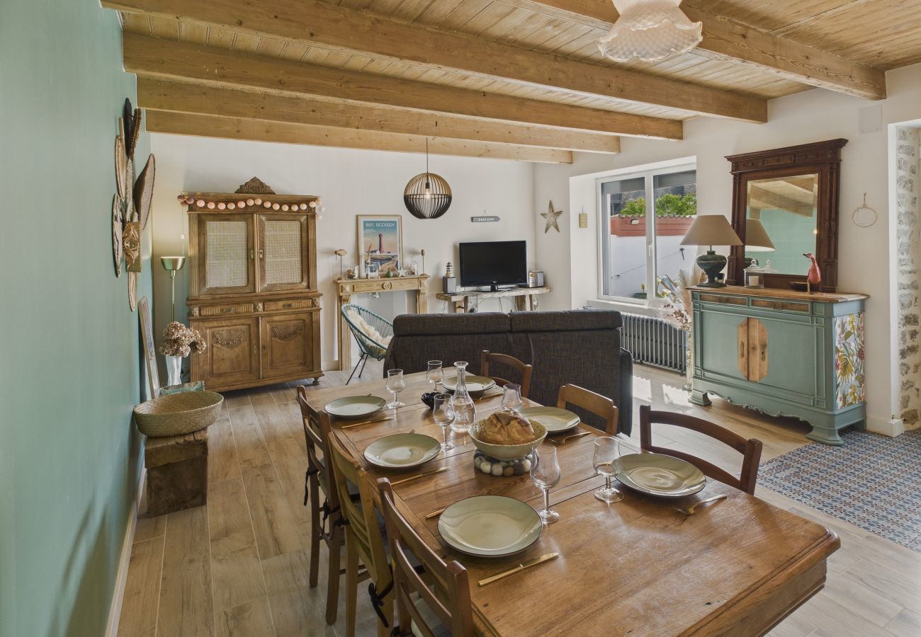 House in Le Guilvinec - House for 6 rated 3* - Terrace - Guilvinec