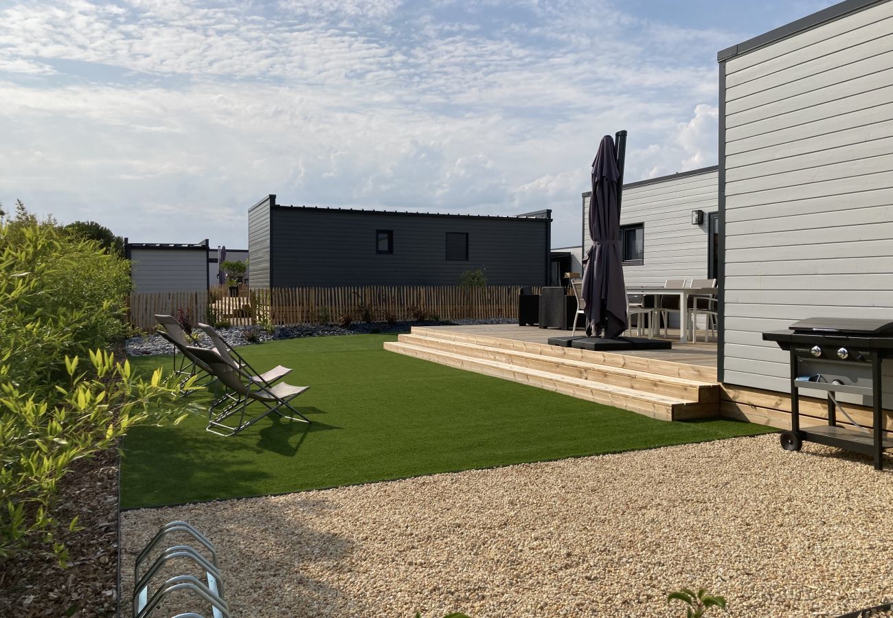 Chalet in Bretignolles-sur-Mer - New Chalet for 8 in a residence with pool