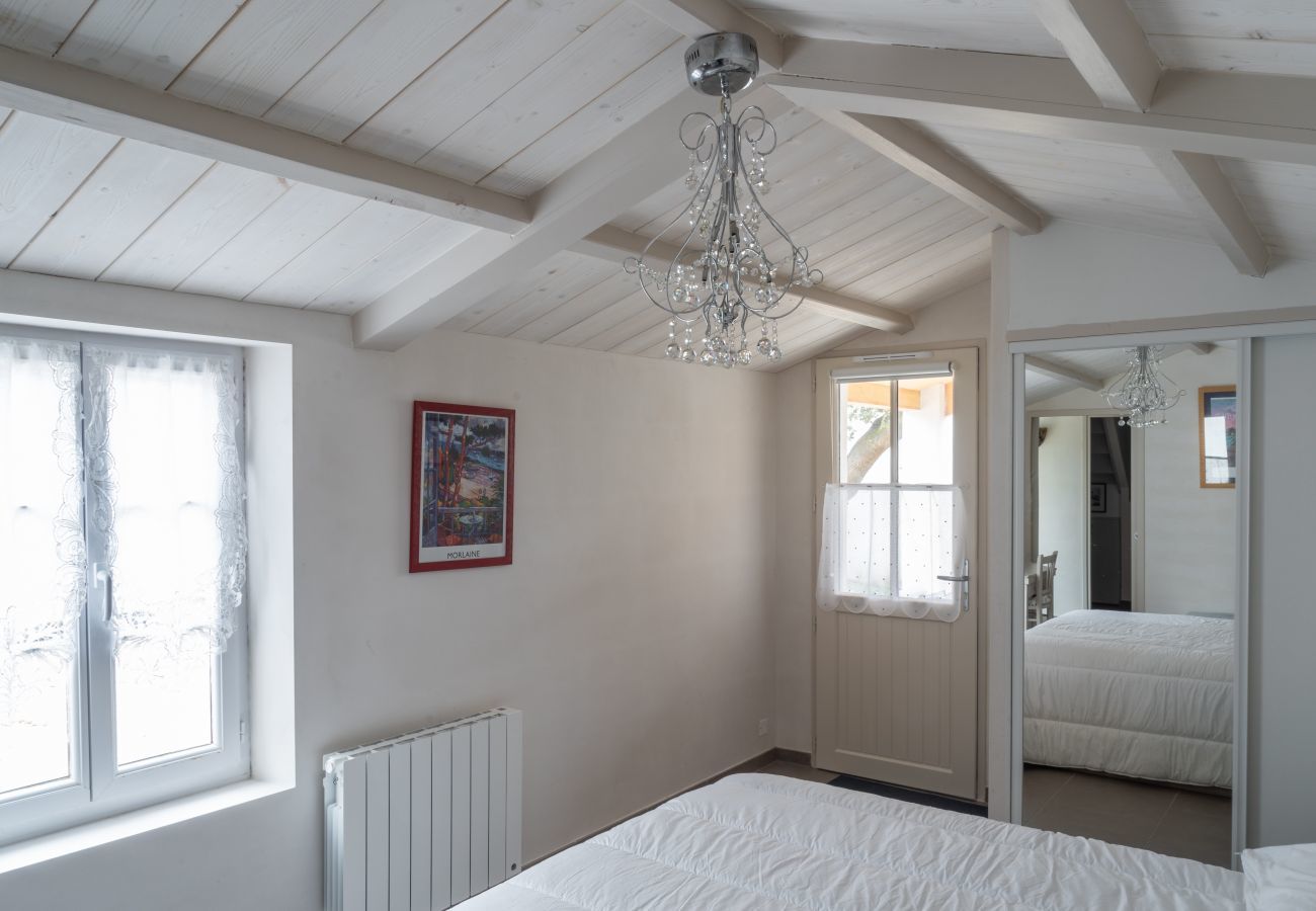 House in L'Epine - Less than 500m from the beach, 2 adults - 3 child