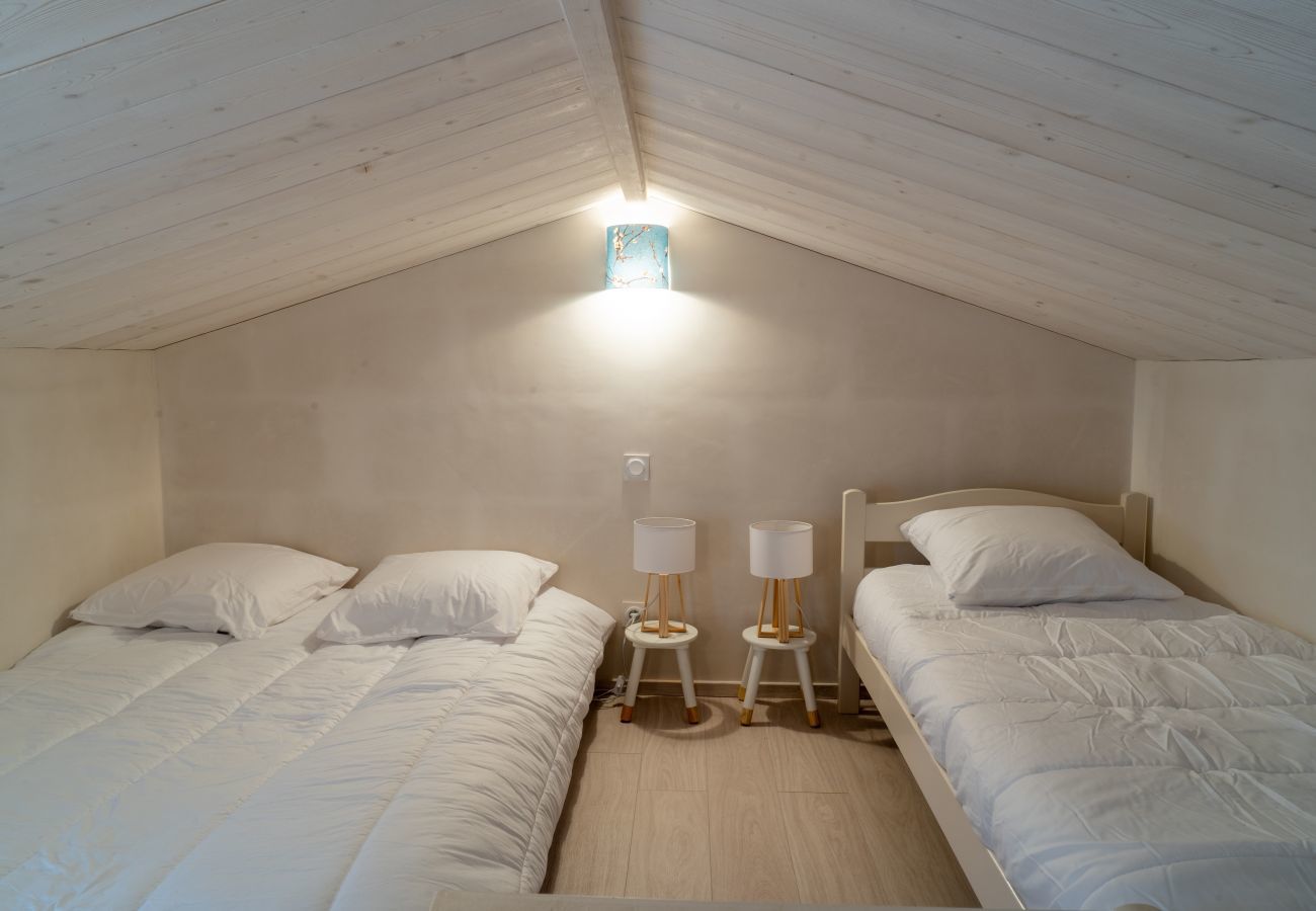 House in L'Epine - Less than 500m from the beach, 2 adults - 3 child
