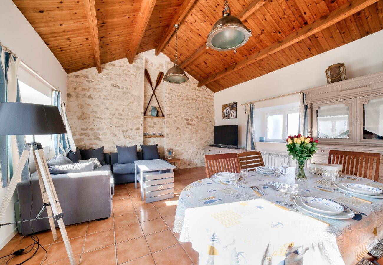 House in La Guérinière - House with garden 200m from the beach La Cantine