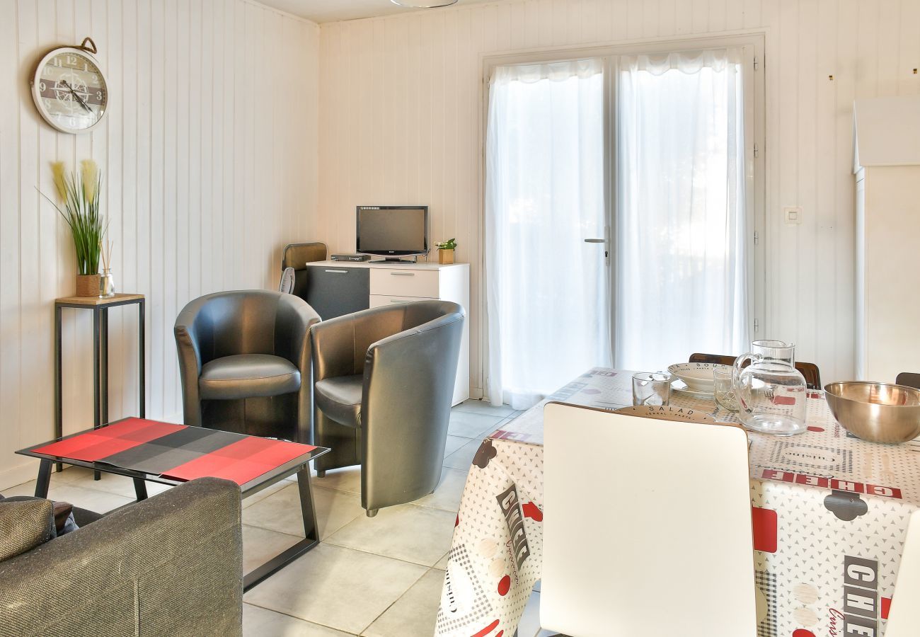 House in Saint-Gilles-Croix-de-Vie - House for 4 in the heart of Saint-Gilles 