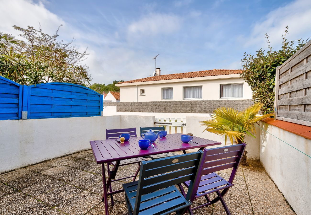 House in Notre-Dame-de-Monts - At two steps from the beach, nice house for 4 