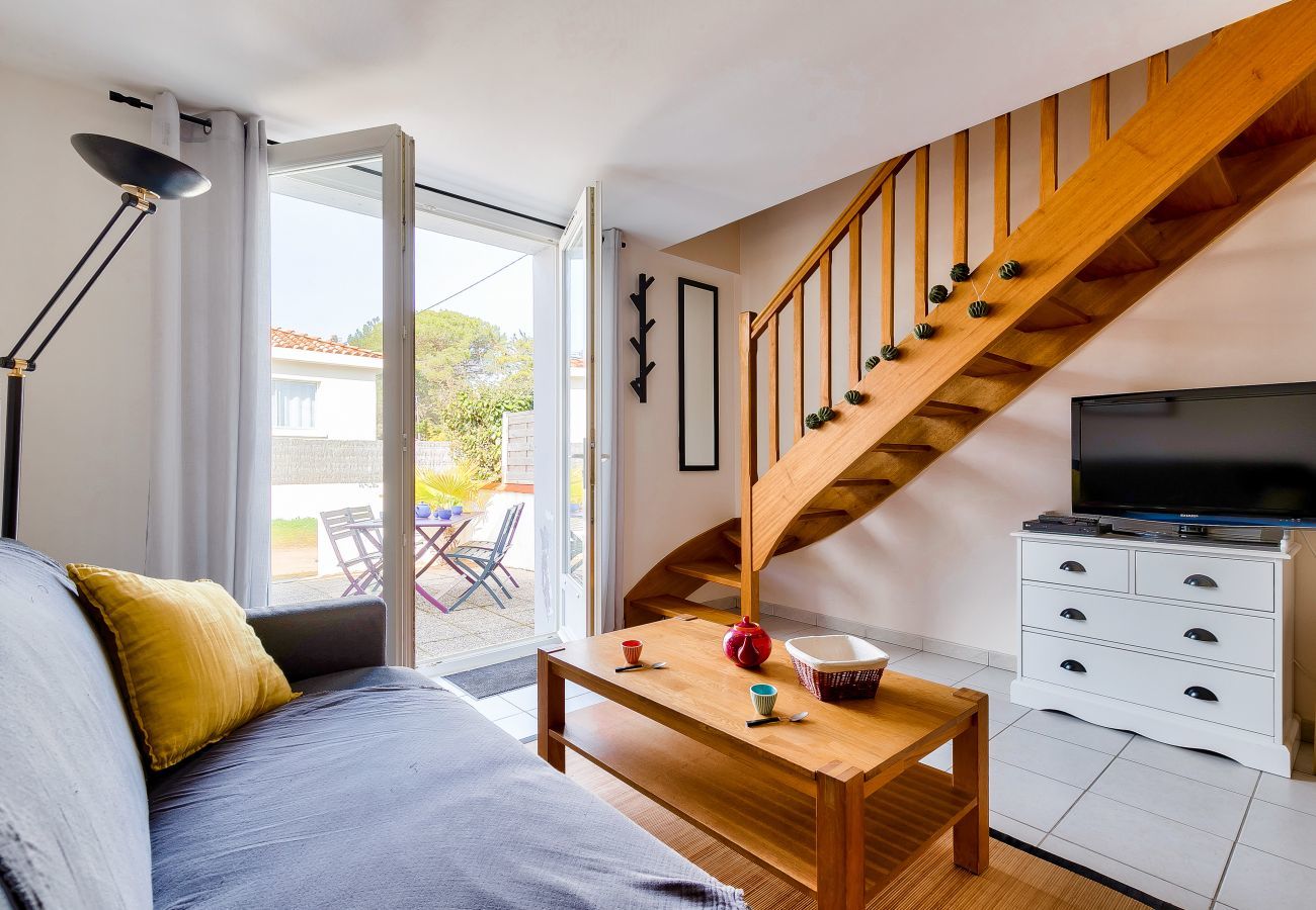 House in Notre-Dame-de-Monts - At two steps from the beach, nice house for 4 