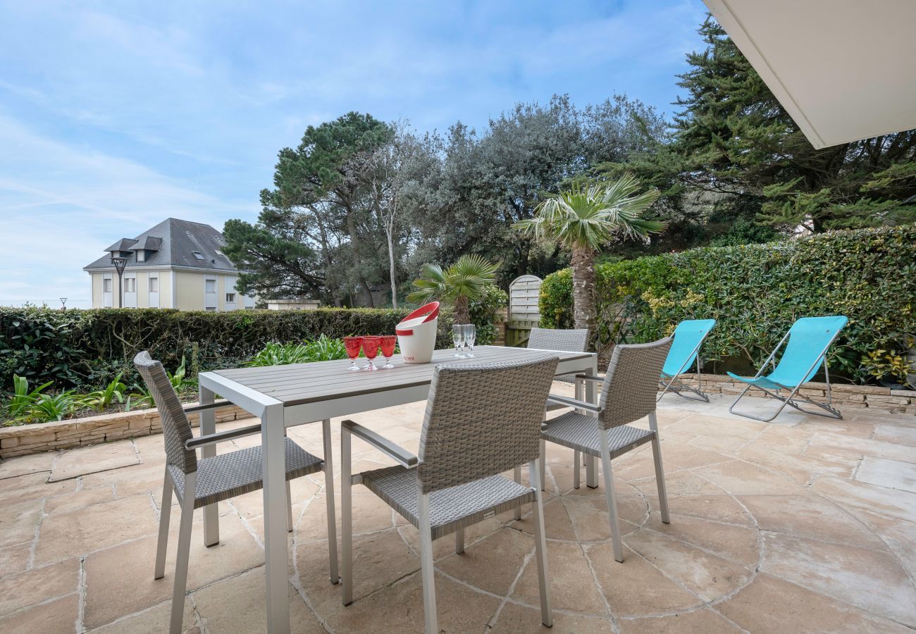 Apartment in Pornic - Apartment facing the sea for 4 people