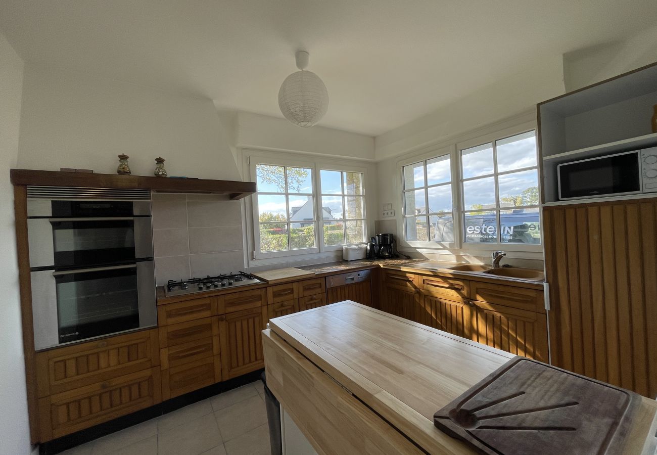 House in Le Tour-du-Parc -  Breton house 4 bedrooms near town and beach