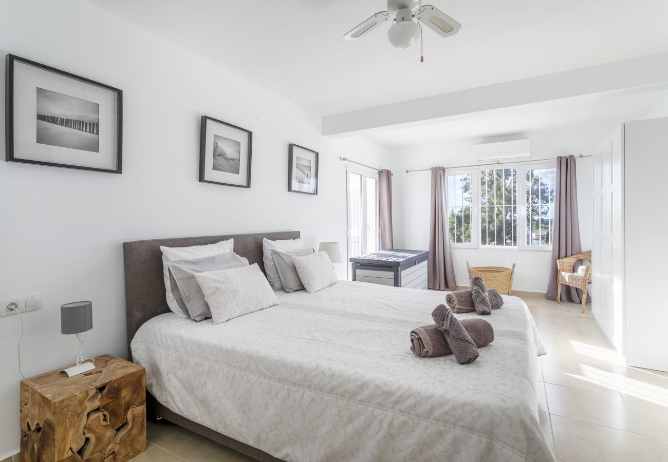 Villa in Moraira - House for 8 - Swimming pool - Relax in Moraira 