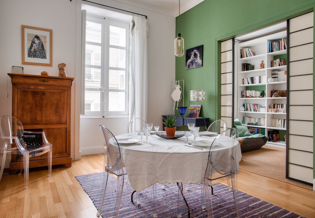 Apartment in Nantes - Escape to Nantes for 4 people