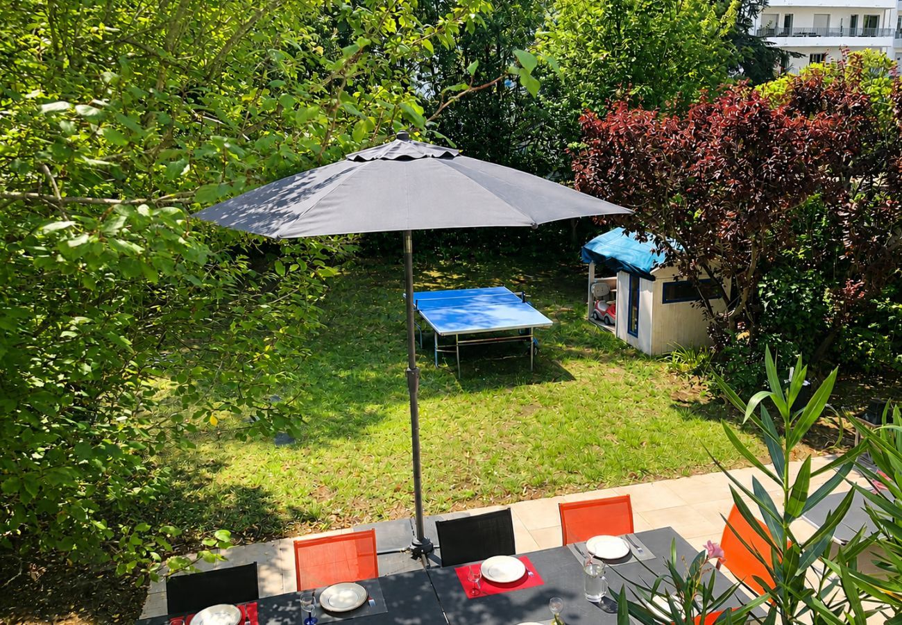House in La Baule-Escoublac - Walk to beach, 12p house with garden