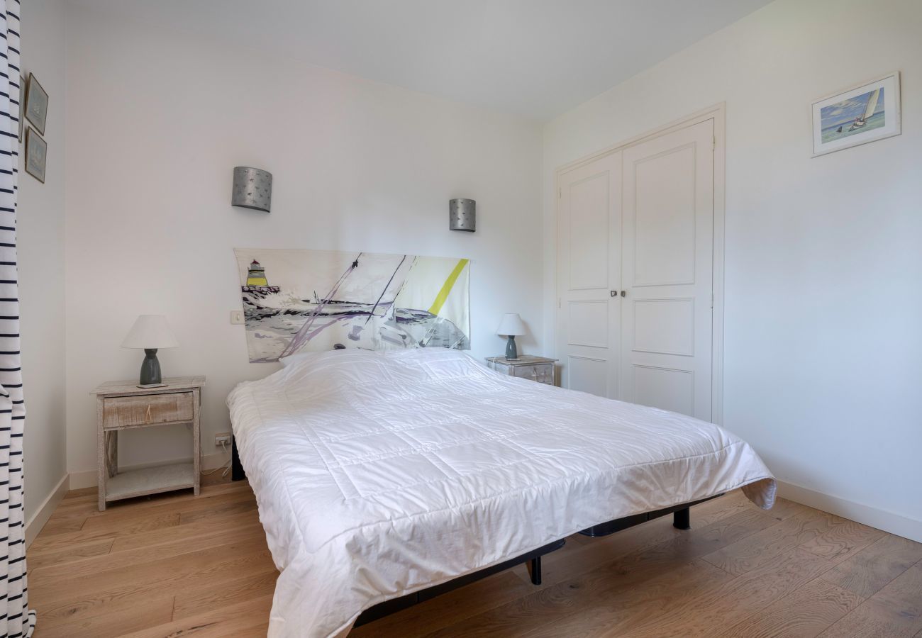 House in Saint-Brevin-les-Pins - Villa with jacuzzi - 15 pers. 350m from the beach 