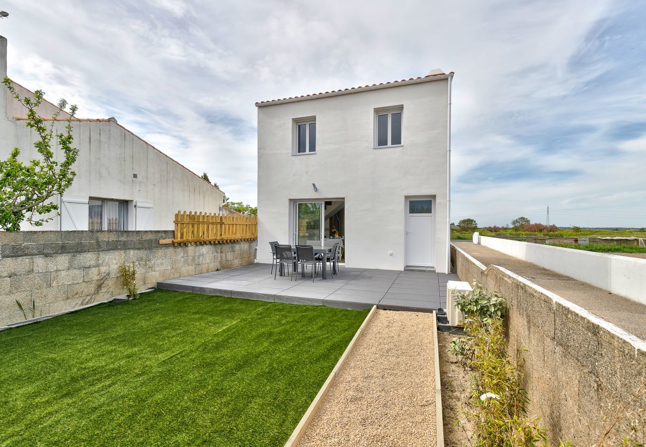 House in La Guérinière - La Guérinière - 650m from the beach - Garden