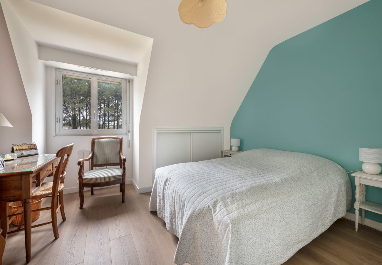 House in La Turballe - Incredible location 110m from the beach