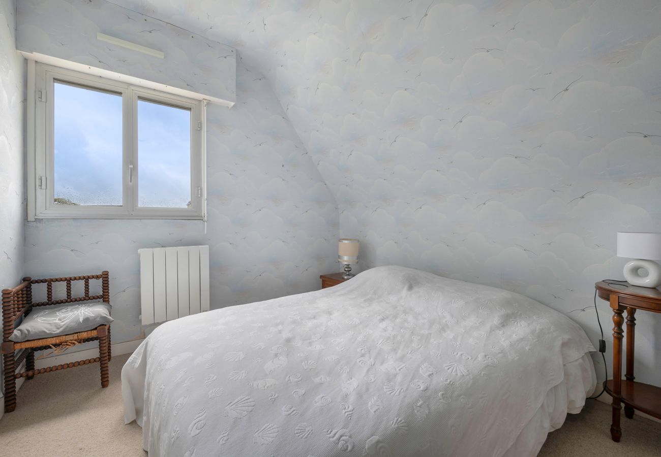 House in La Turballe - Incredible location 110m from the beach