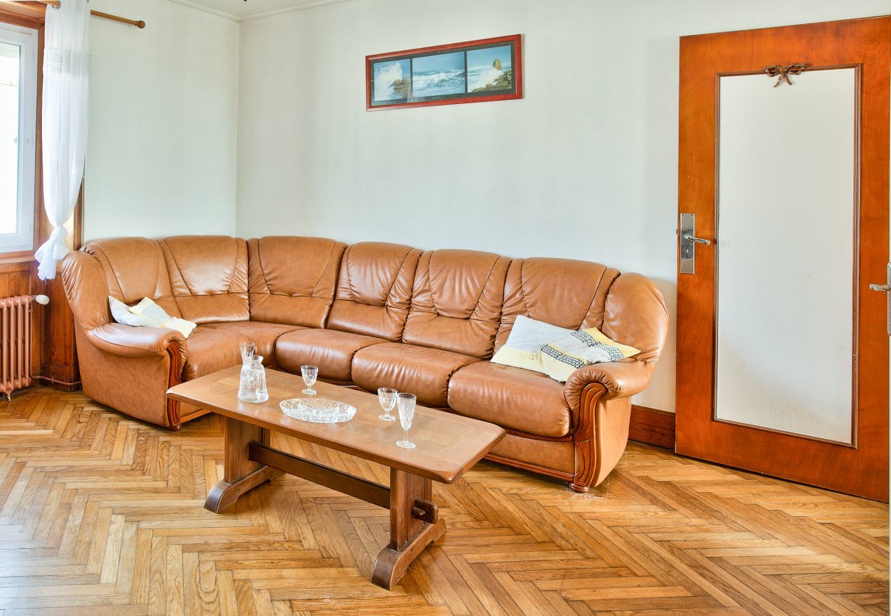House in Penmarch - House for 8, sea view and swimming pool, Penmarch