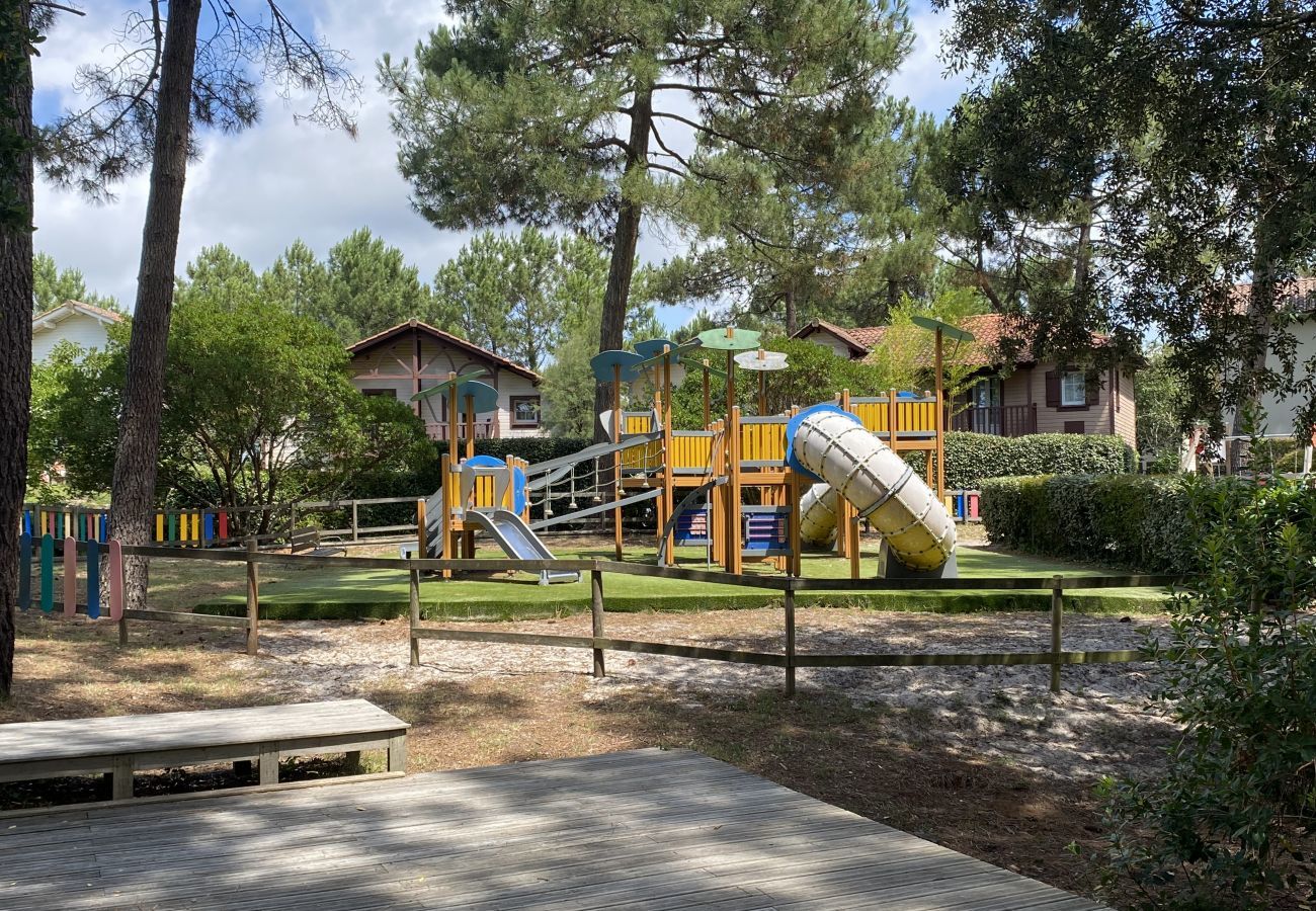 House in Lacanau - Relaxation, swimming, games at Lacanau Ocean