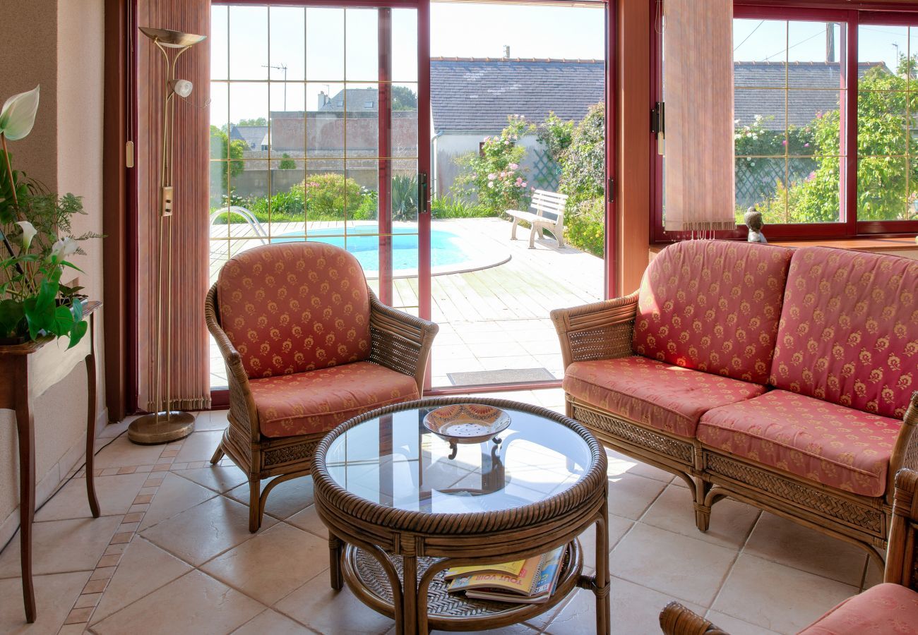 House in Plomeur - House with swimming pool for 5 persons