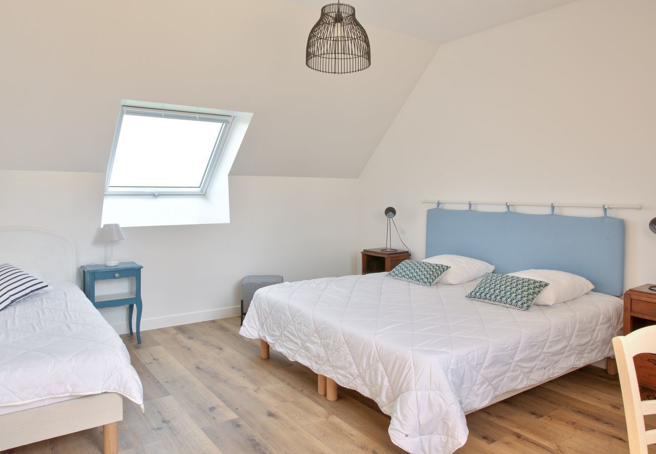 House in Plovan - Large house and park for 10 with your family
