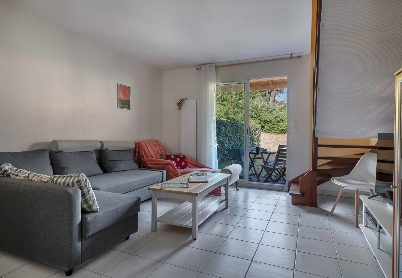 Terraced House in Saint-Brevin-les-Pins - Housse for 4,  500m at  the beach 
