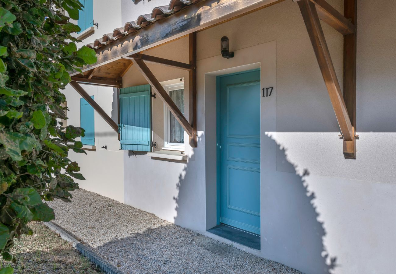 Terraced House in Saint-Brevin-les-Pins - Housse for 4,  500m at  the beach 