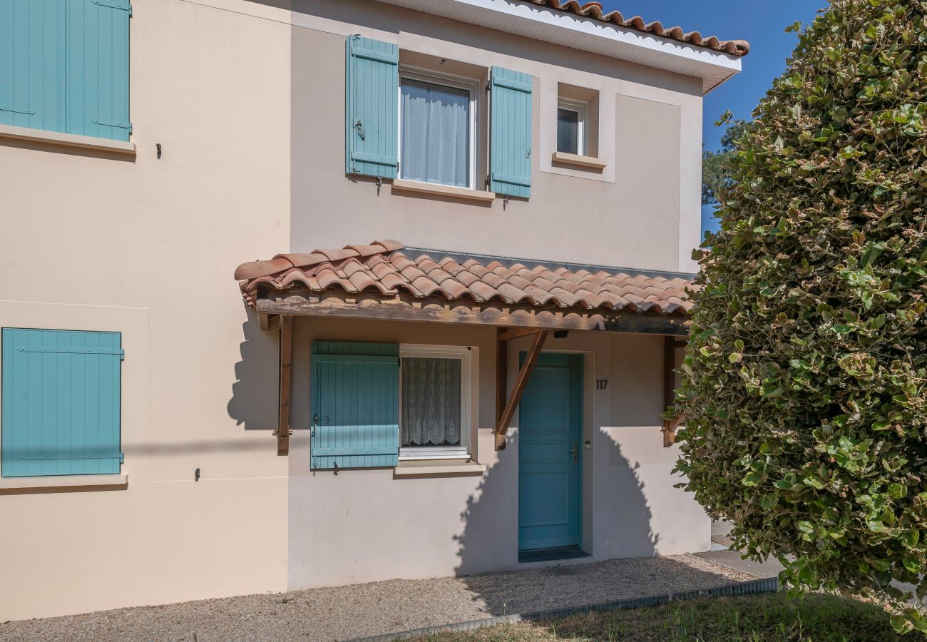 Terraced House in Saint-Brevin-les-Pins - Housse for 4,  500m at  the beach 