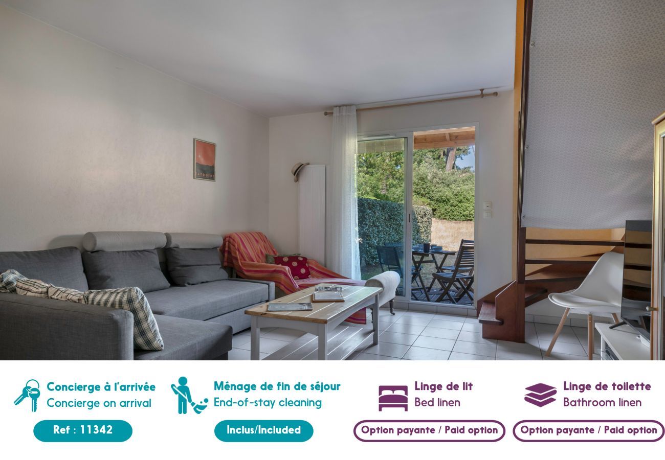 Terraced House in Saint-Brevin-les-Pins - Housse for 4,  500m at  the beach 
