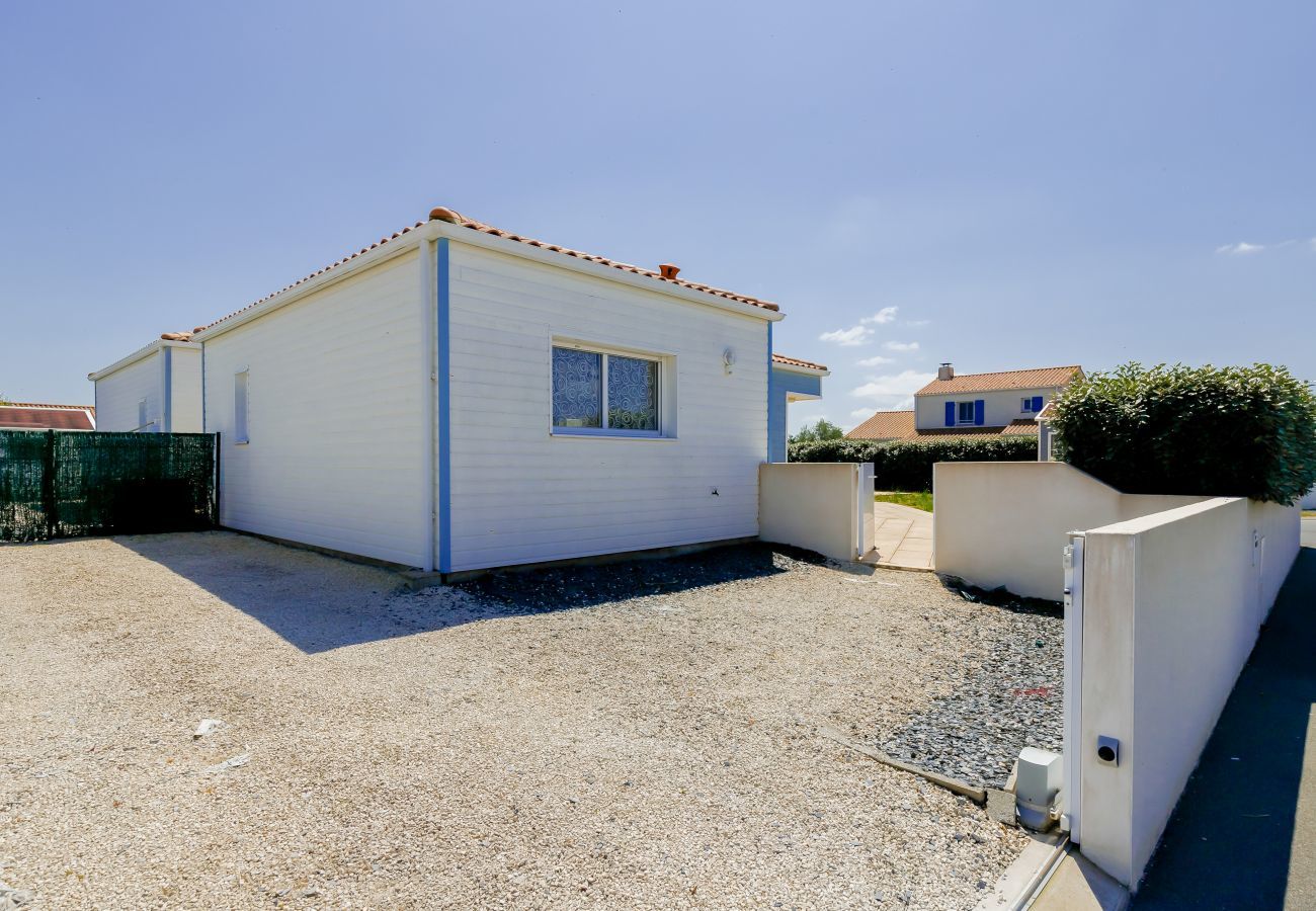 House in Le Fenouiller - Le Fenouiller, Spacious house for 6, swimming pool
