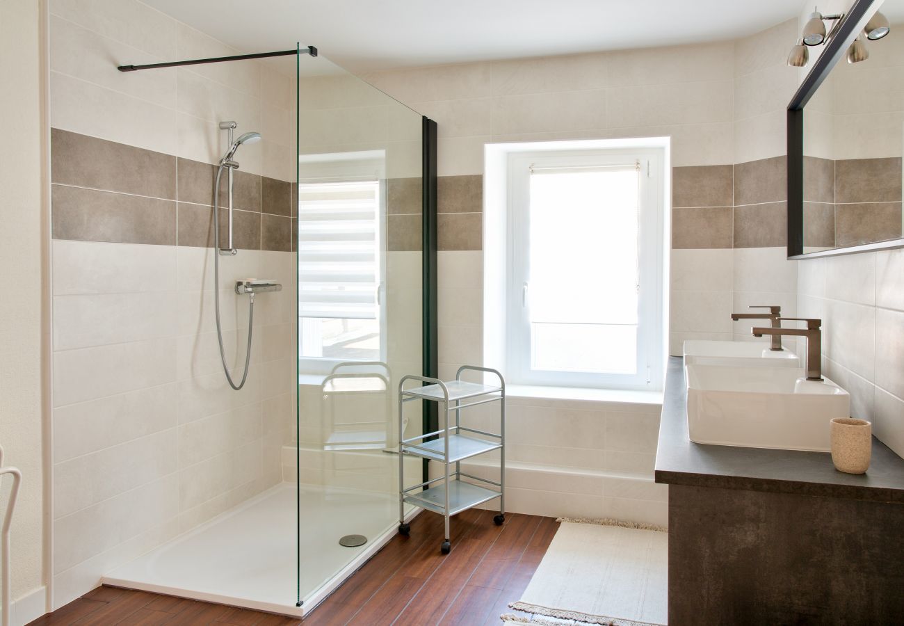 Apartment in Loctudy - 100m from Loctudy Harbour, nice flat for 6 people