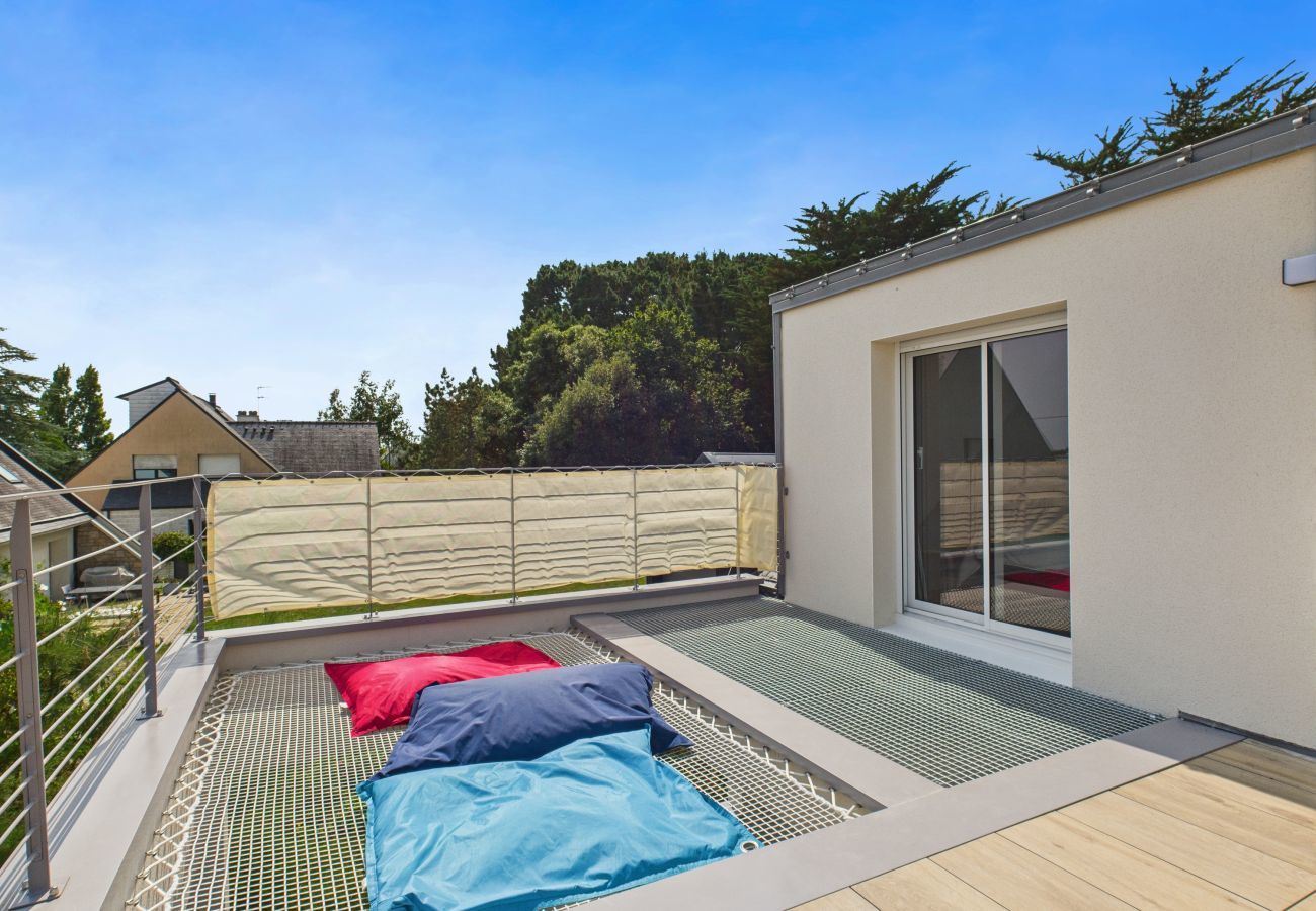 House in Le Tour-du-Parc - Stunning Sea View – 10 Adults, 4 Children