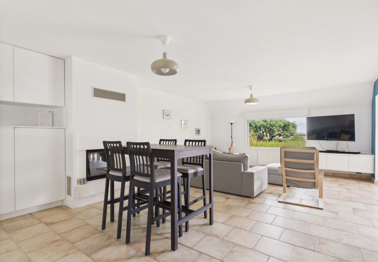 House in Le Tour-du-Parc - Stunning Sea View – 10 Adults, 4 Children