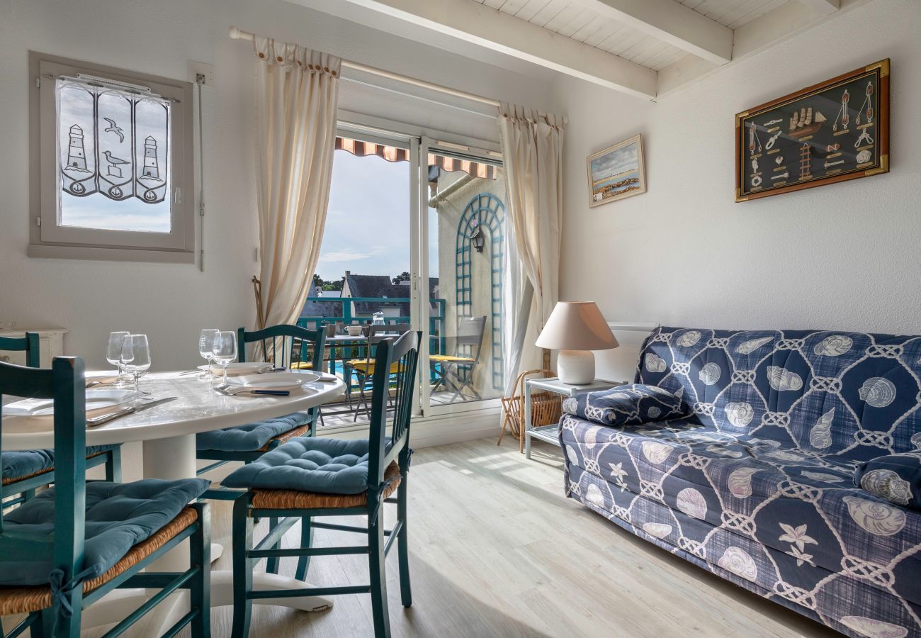 Apartment in Batz-sur-Mer - Apartment in residence with swimming pool