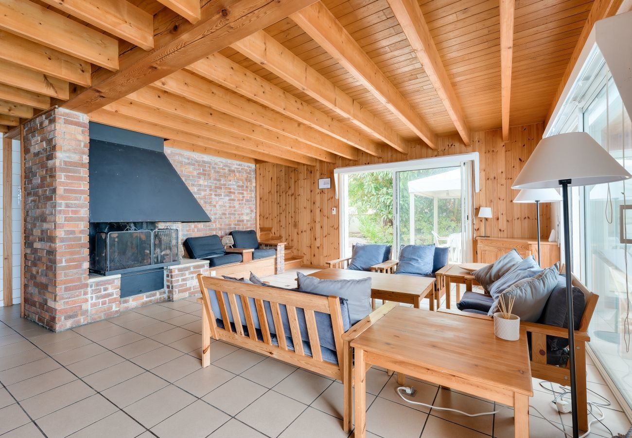 House in La Faute-sur-Mer - 600m from the beach, house for 8 with a pool